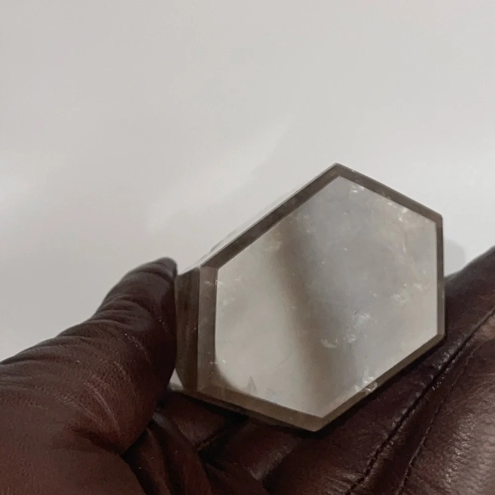 ❤️HP❤️ Gold Rutile in Quartz hand carved tower - Picture 15 of 17